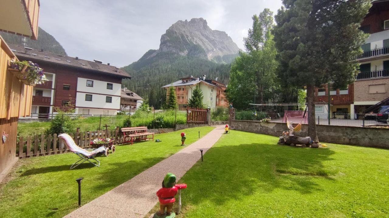 Villa L'Aida Canazei Eksteriør billede